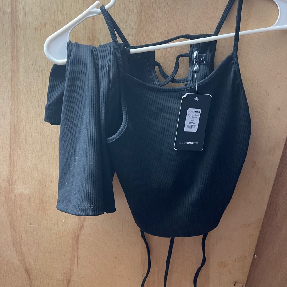 Two piece skirt set